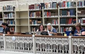 Balcony Volunteers
