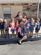 Anna Choi with KDS students 