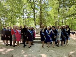 Storage Executive Board and DAR members place a placing a wreath at The Slave Memorial and African American Burial Ground at Mt. Vernon