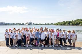the Conservation Committee and Service to America Committee hosted a “Mall Hands on Deck” service event in conjunction with the National Parks Service and Trust for the National Mall. 