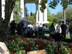 Filming House of Cards at the 17th Street entrance. A Netflix series, House of Cards is an adaptation of a BBC series of the same name. Set in present-day Washington, D.C., it follows power-hungry politician, Frank Underwood (Kevin Spacey), and his equally ambitious wife, Claire Underwood (Robin Wright). House of Cards filmed at DAR Headquarters during its third season.